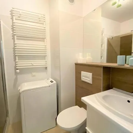 Homely Apartment With Balcony - 3 Km To Baltic Sea Gdansk Exterior photo