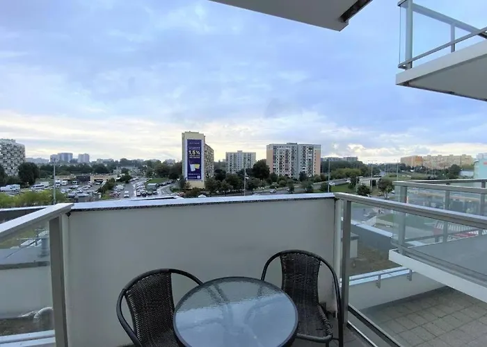 Homely Apartment With Balcony - 3 Km To Baltic Sea